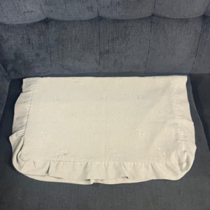 bow cushion